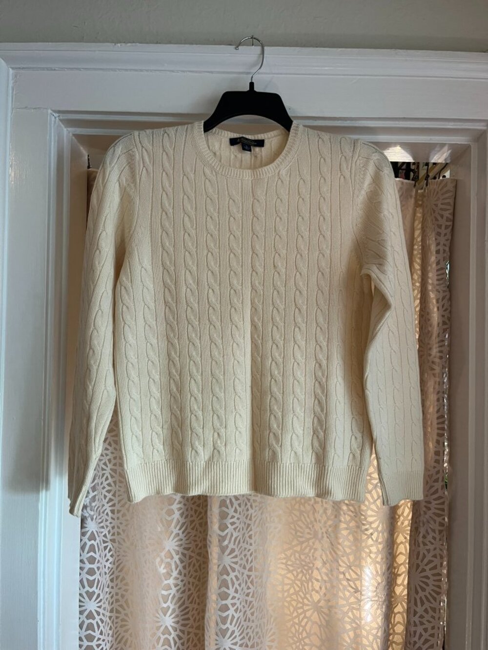 Brooks Brothers Cream Cable Knit Cashmere